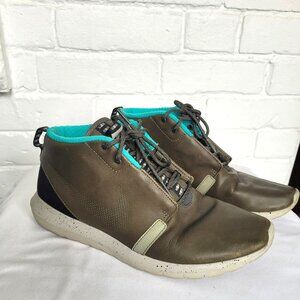 Nike Men's Roshe Run Mid Leather Sneakerboots Size 9.5 US